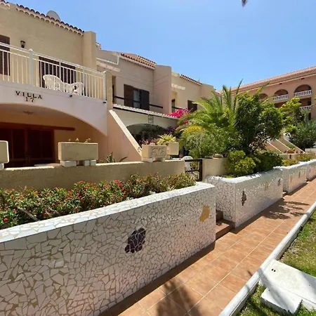 Villa con Wifi, piscina cerca de Playa en Las Américas Villa